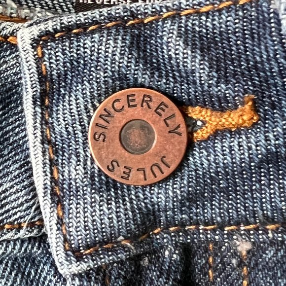 Gently Worn but Lovingly Cared For Sincerely Jules Distressed Trendy Mom Jeans - Picture 6 of 13